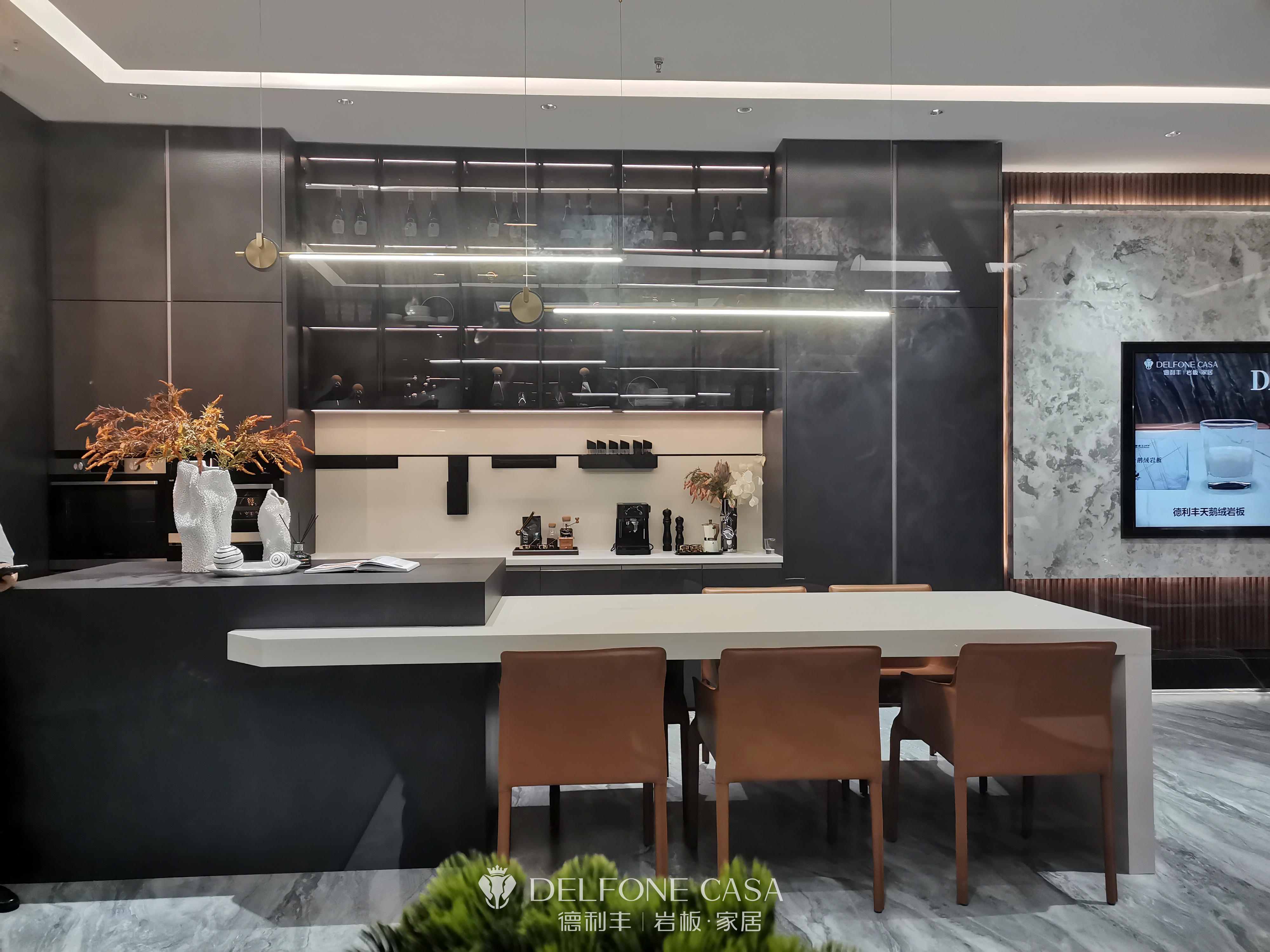 新店速遞 | 德利豐廣州巖板展館，打造輕奢大氣的質感家居(圖4)