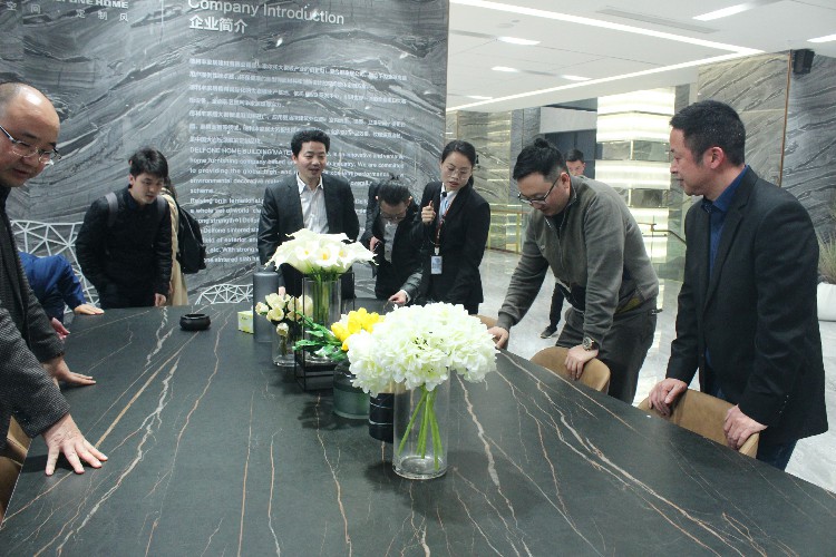 融創(chuàng)集團領導一行到金牌企業(yè)參觀考察，共謀合(圖7)