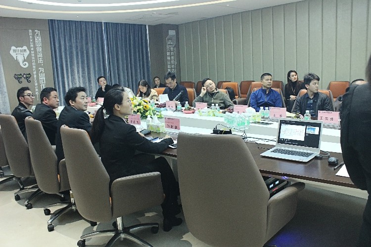 融創(chuàng)集團領導一行到金牌企業(yè)參觀考察，共謀合(圖14)