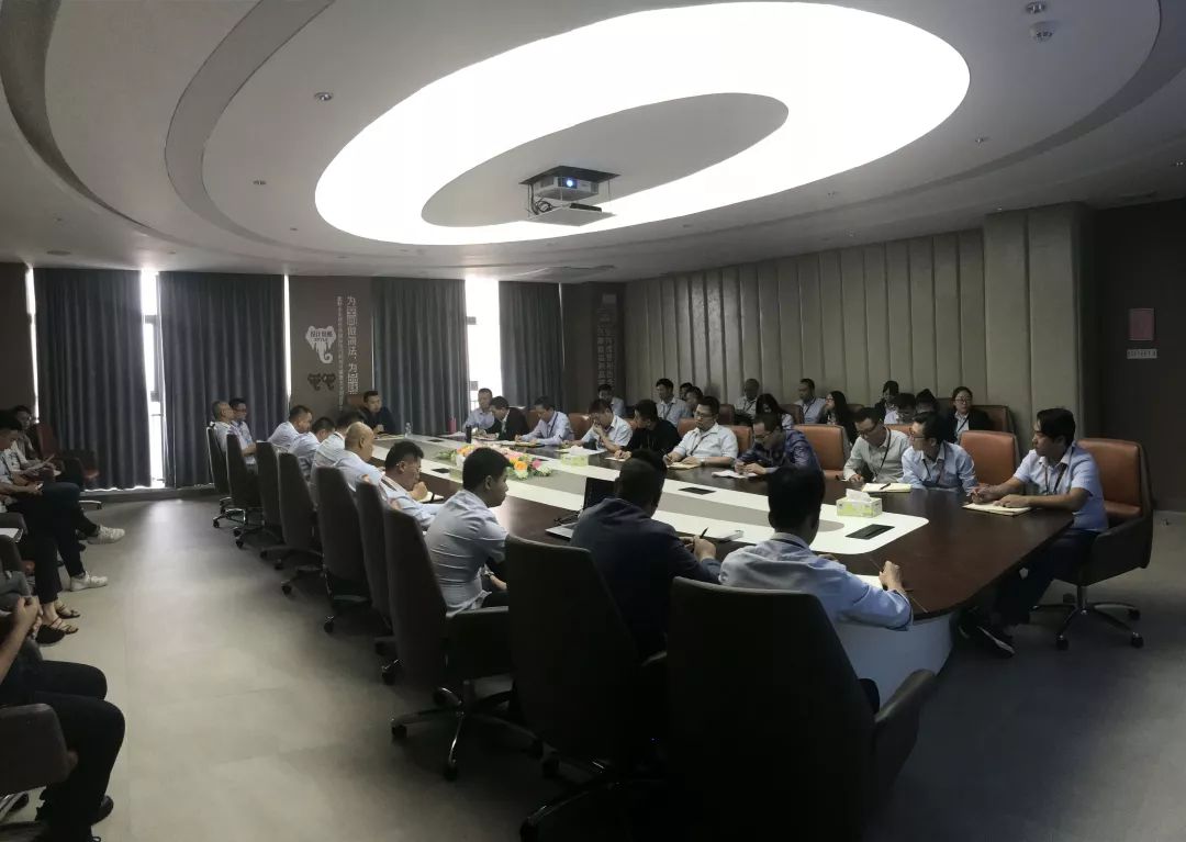 保持態勢，持續擴張 — 德利豐家居10月總結會圓